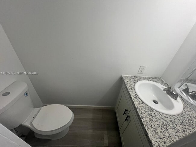 Photo - 1560 NE 151st St