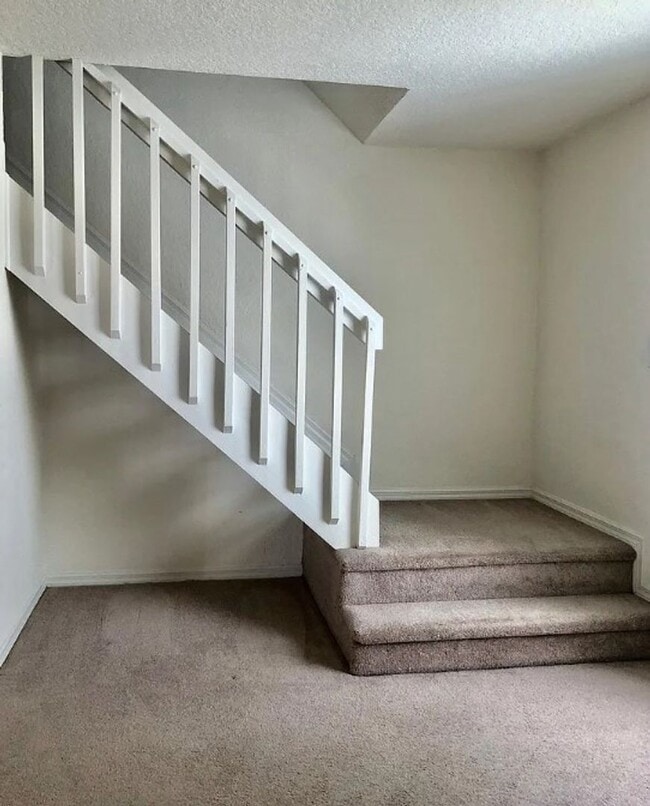 Photo - 16547 Lake Brigadoon Cir Unit 1