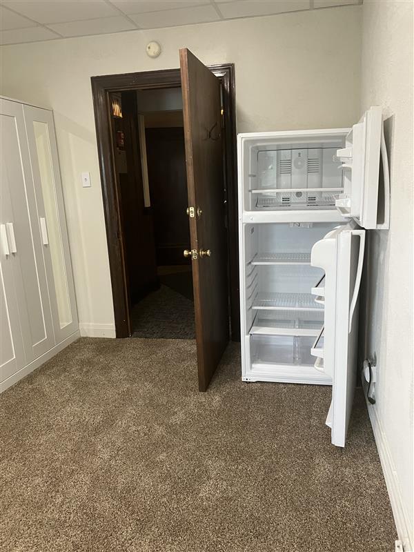 Photo - 16 W Busse Ave