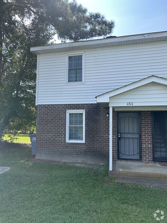 Building Photo - 1711 Windosr Dr. Rocky Mount Rental