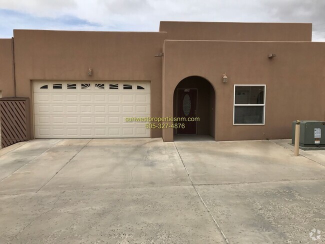 Building Photo - 3 Bedroom, 2 Bathroom Condo with 2 Car Gar...