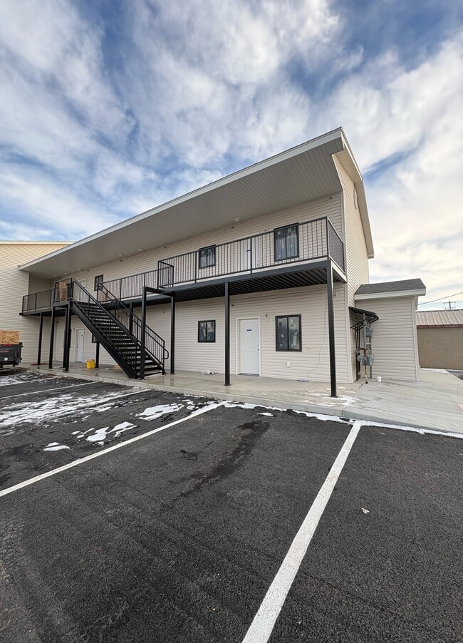 Ririe Apartment Unit 6