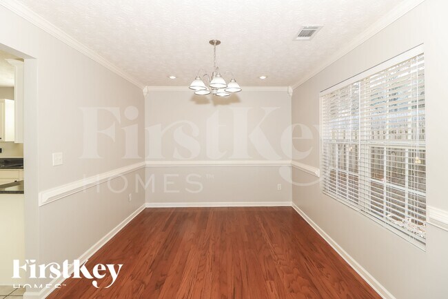 Photo - 1099 Harbins Pass Dr