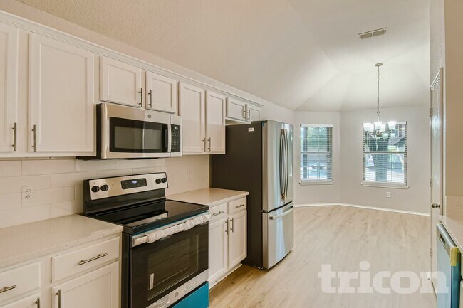 Photo - 1658 Wildflower Dr