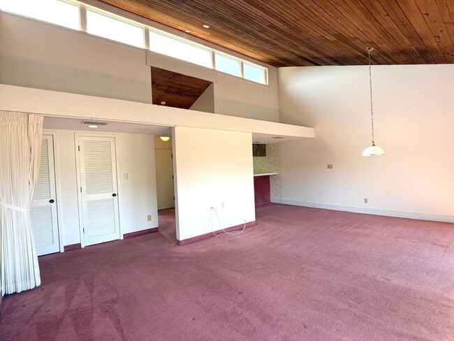 Photo - Charming 1-bedroom, 1-bath Gem in the Grenelefe Community!