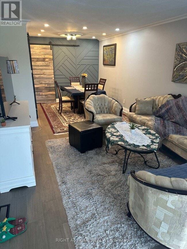 Photo - 4076 Woodington Dr