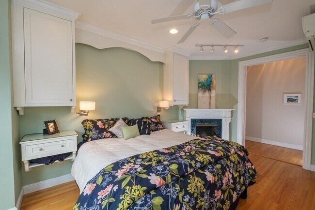 Photo - 270 Beacon St Unit 32