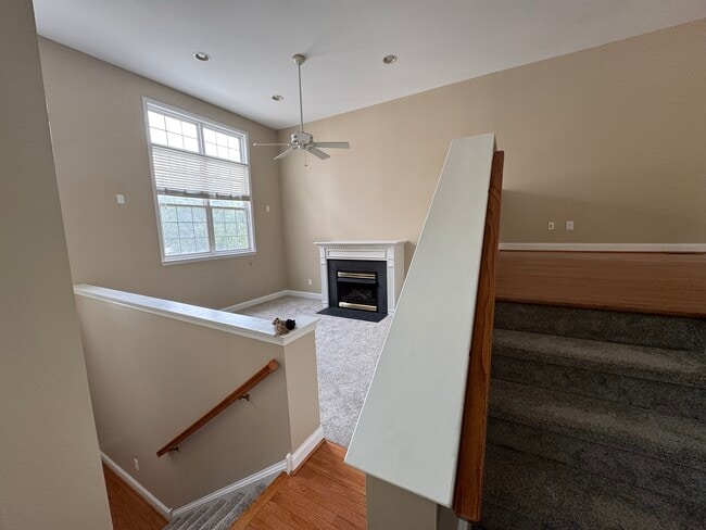 Photo - 434 W 5th Ave