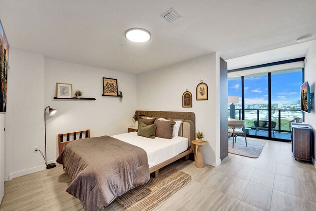 Photo - 580 72nd St Unidad SI ID1532684P
