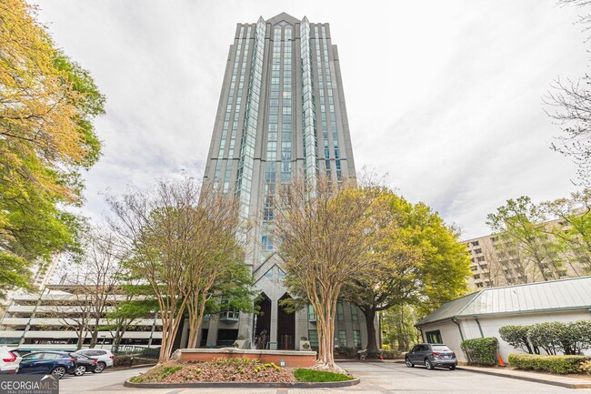 Photo - 2870 Pharr Ct S Northwest Unit 907