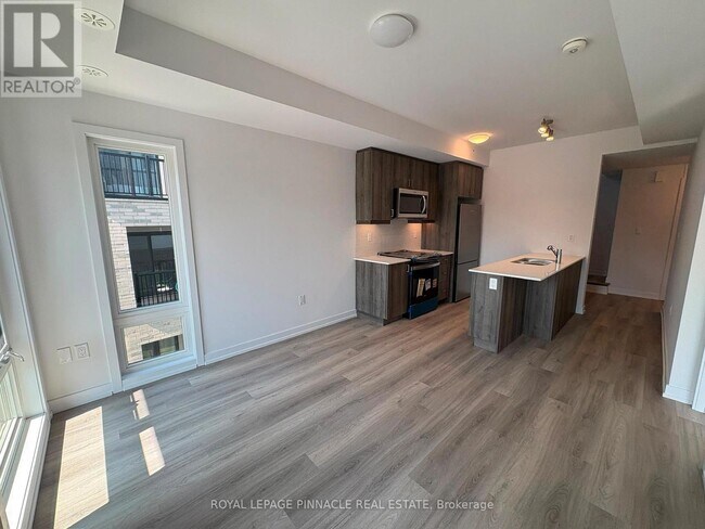 Photo - 3 Bancroft Ln