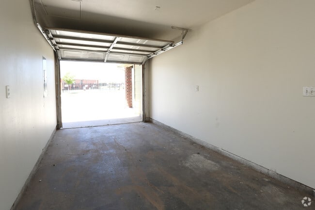 2 Bedroom 1 Bathroom - Amarillo Greentree Village