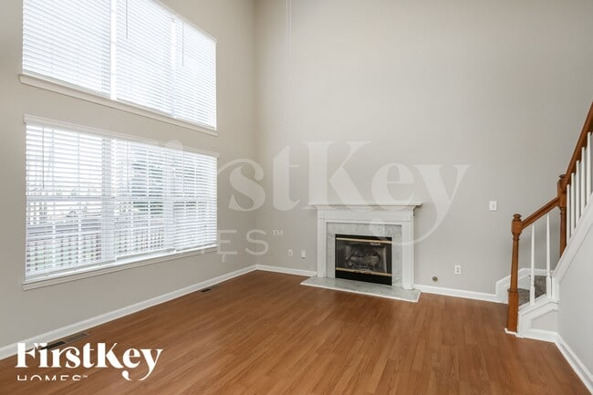 Photo - 4673 Devencrest Ln