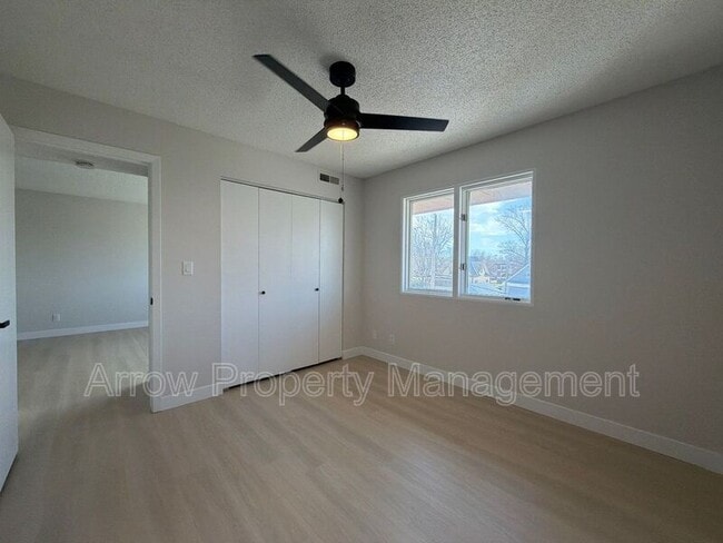 Photo - 2323 T St Unit 18