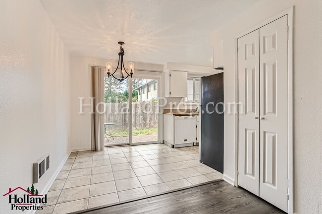 Photo - Charming Unit 2 Beds 1 Bath waiting for you!!!