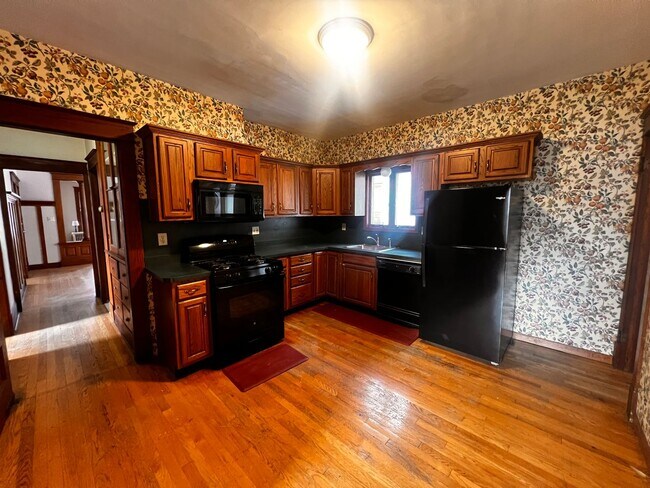 Photo - 64 Summit Ave Unidad Floor 2