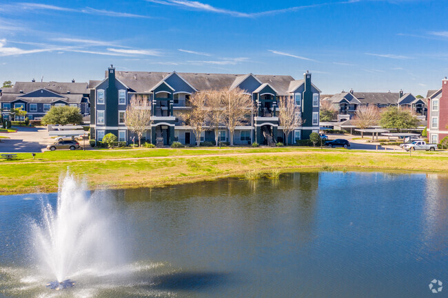 Lake - Retreat at Lakeside Rental