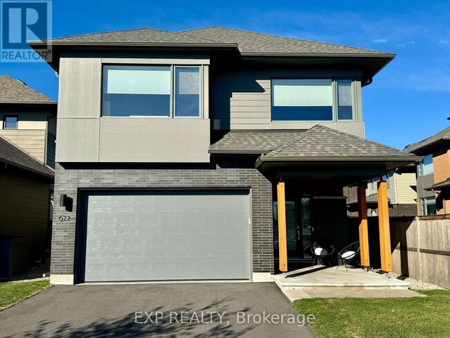 Photo - 622 Summerhill St