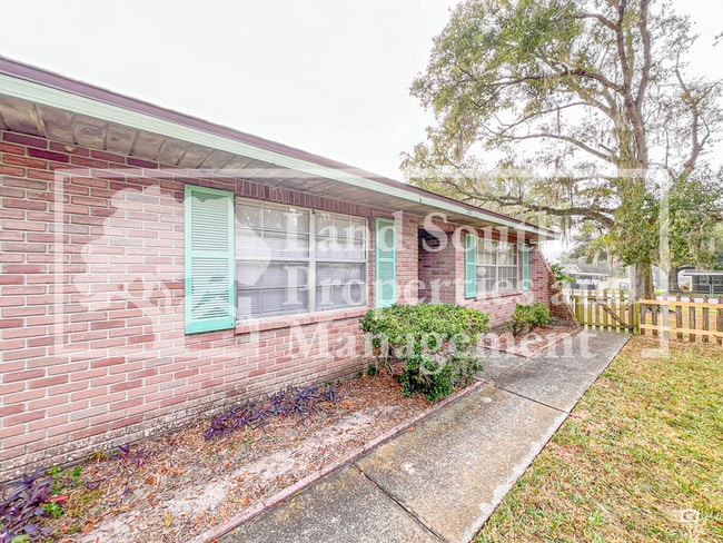 Photo - 711 W Daughtery Rd