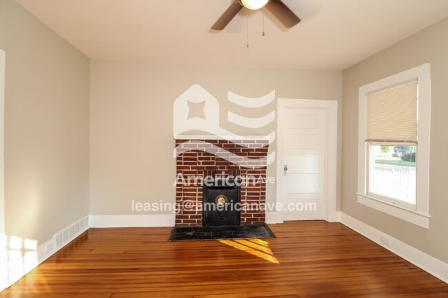 Photo - 3023 River Dr