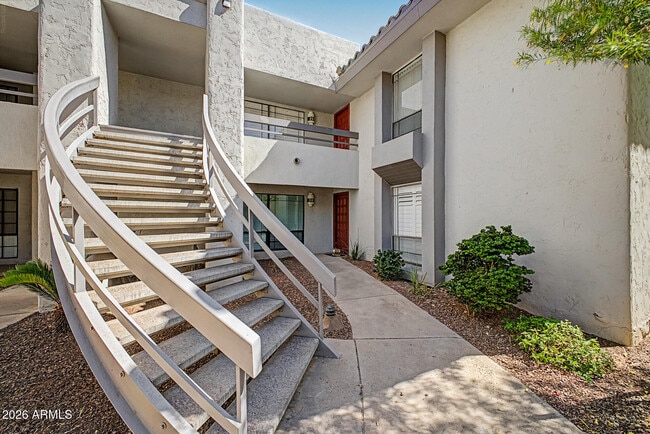 5227 N 24th St Unidad 201