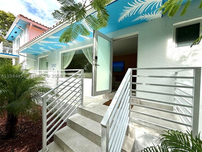 Photo - 1345 SW 14th St