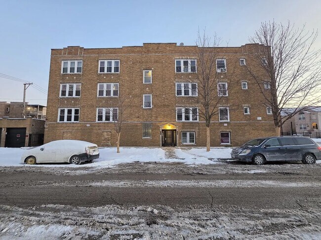 Photo - 4315 W 15th St Unit 4315 W 15th st 1
