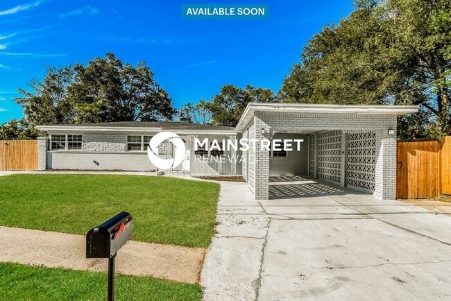 Building Photo - 6 Bedroom Pet-Friendly Home in JACKSONVILL...