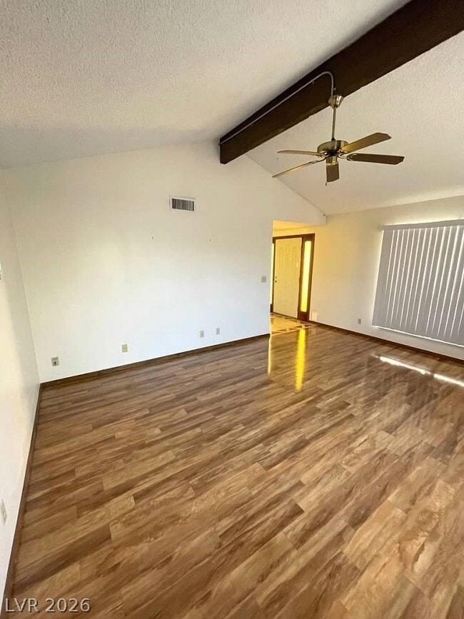 Photo - 600 Woodmount Dr