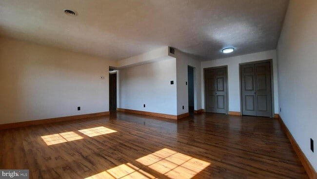 Photo - 1416 1416 N Shenandoah Ave Unit 8