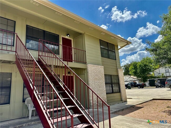 Photo - 102 Lady Bird Ln Apartamento Unidad D