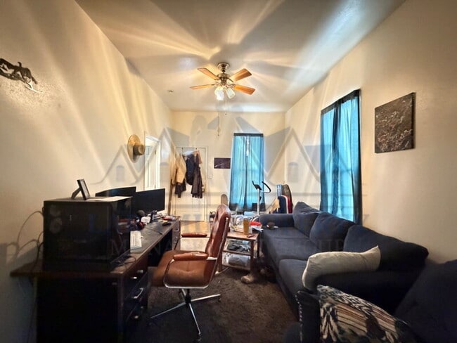 Photo - 705 S 2nd St