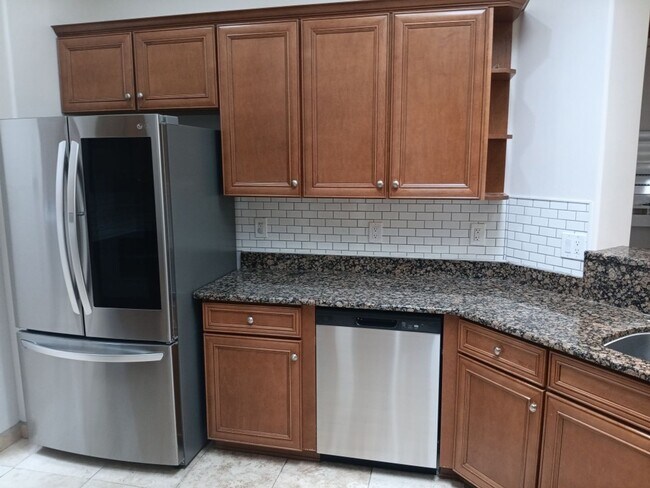 Photo - 3 Bedroom, 2 Bathroom! Lovely Home!