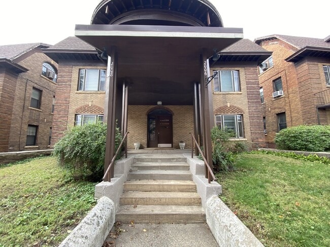 Photo - 1 Bed 1 Bath Historic Preserved Douglas Apartments in Desirable Lowry Hill Available April 1st. Unit 1