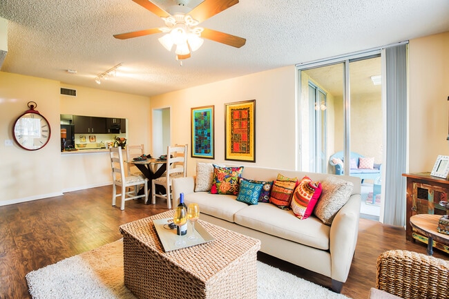 Living & Dining Area