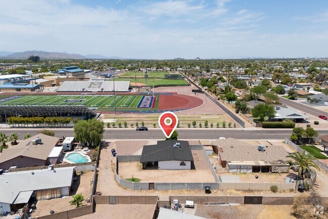 Building Photo - Move-In Ready Tempe Home with Ample Space