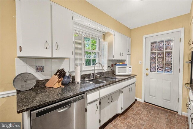 Photo - 4009 Simms Dr