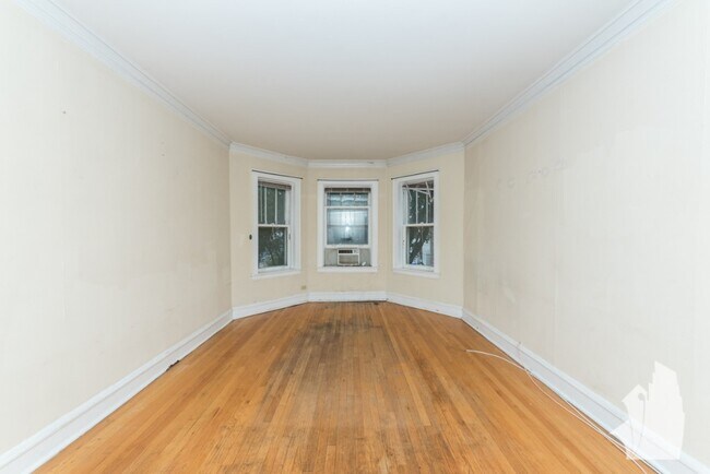 Photo - 3710 N Hoyne Ave Unit 1