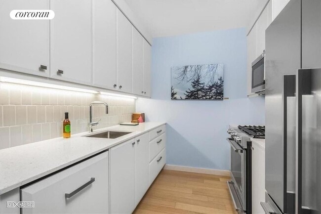 Photo - 153 Remsen St