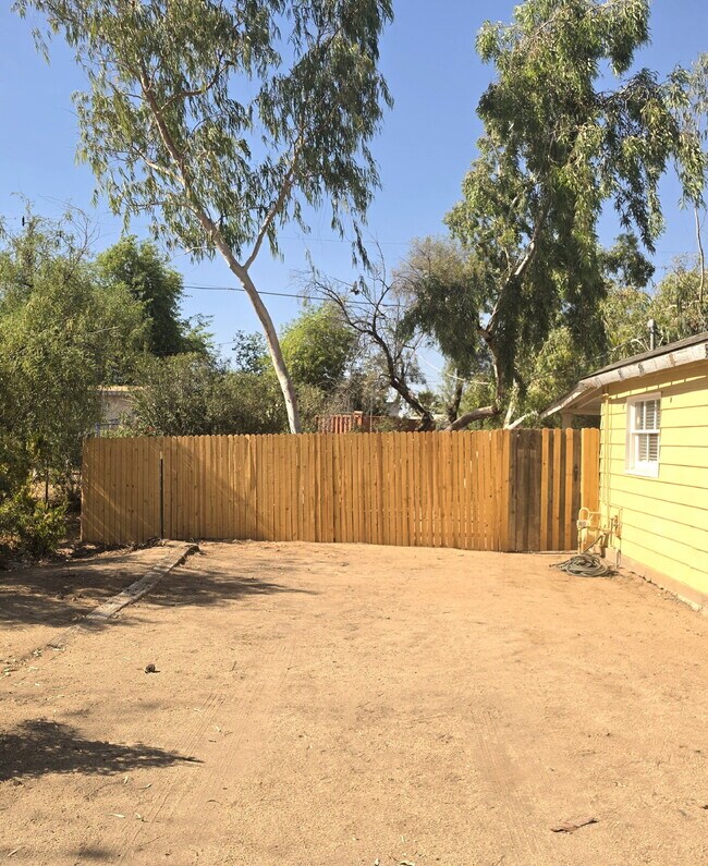 Photo - CHARMING NORTH PHOENIX HOME WITH FIREPLACE AND BACKYARD