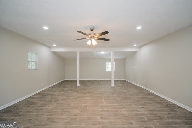 Photo - 205 Wellington Dr