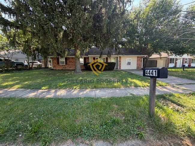 Building Photo - Updated 4-Bedroom Near Eagle Creek Park with Spacious Yard, Available NOW!