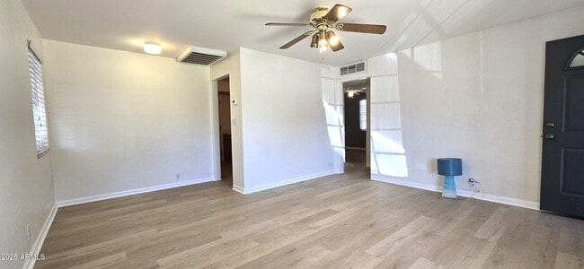Photo - 154 N Hibbert