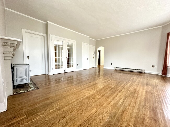 Photo - 423 S Coeur d'Alene St