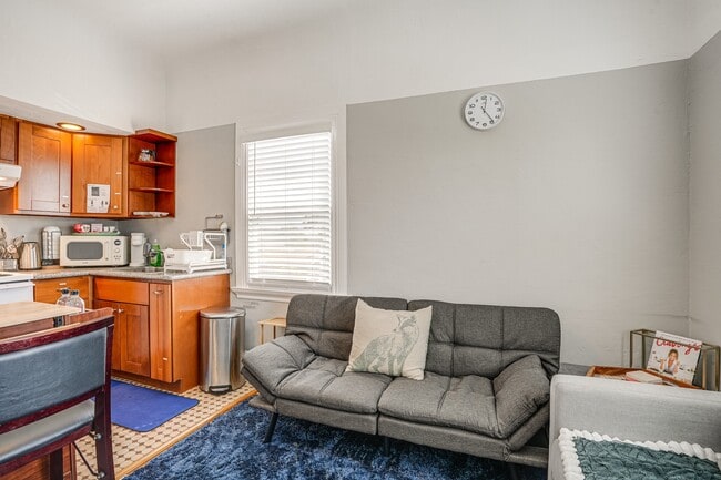 Photo - Eagle Avenue Unit A