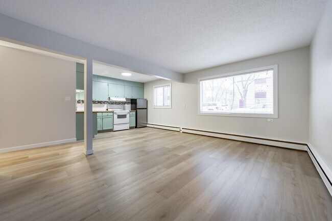 Building Photo - 2151 Hamilton St Unit 4