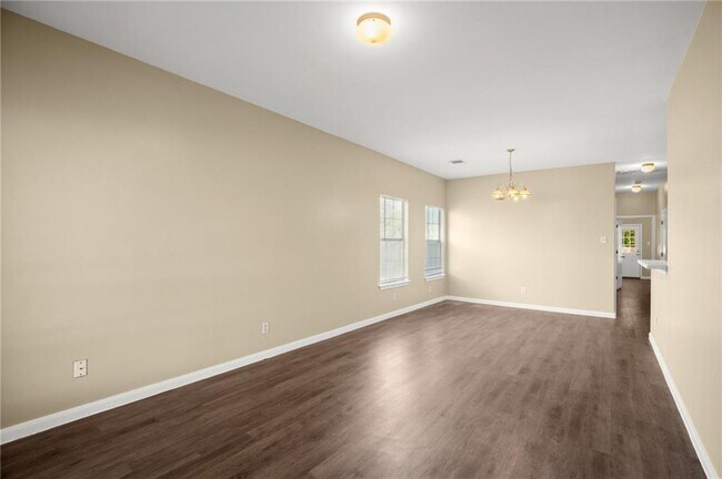 Photo - 250 Marvin Cove