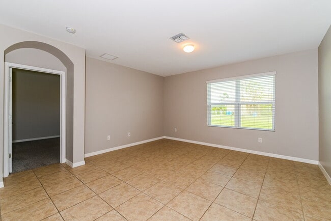 Photo - 173 SE 16th Terrace