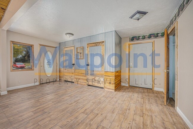 Photo - 4340 Brown Rd