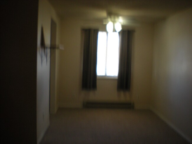 Photo - 114 Glenda Dr Unit b